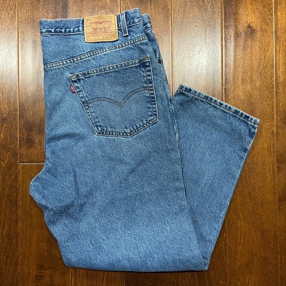 Levi's Vintage Y2K 560 Relaxed Fit Denim Blue Jeans Men's Size 42 x 31 - Picture 2 of 8